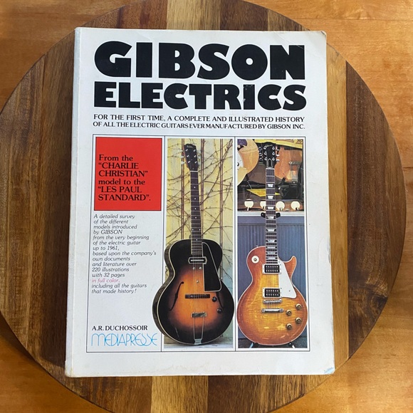Gibson Other - Vintage 1983 GIBSON ELECTRICS Guitar Book Vol 1 - Unique Factory Misprint
